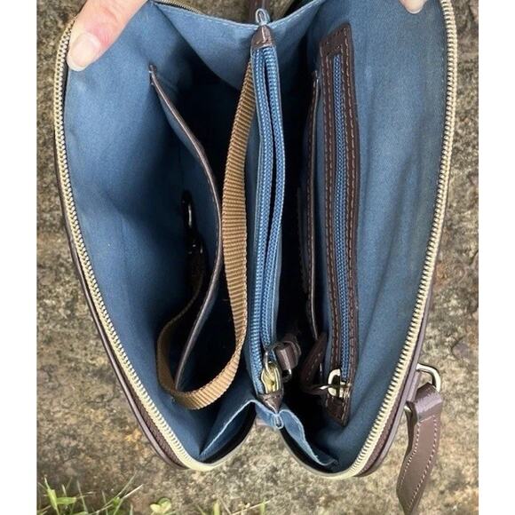 Dooney & Bourke Trixie Patent Leather Crossbody Purse Bag Mink - Picture 6 of 8